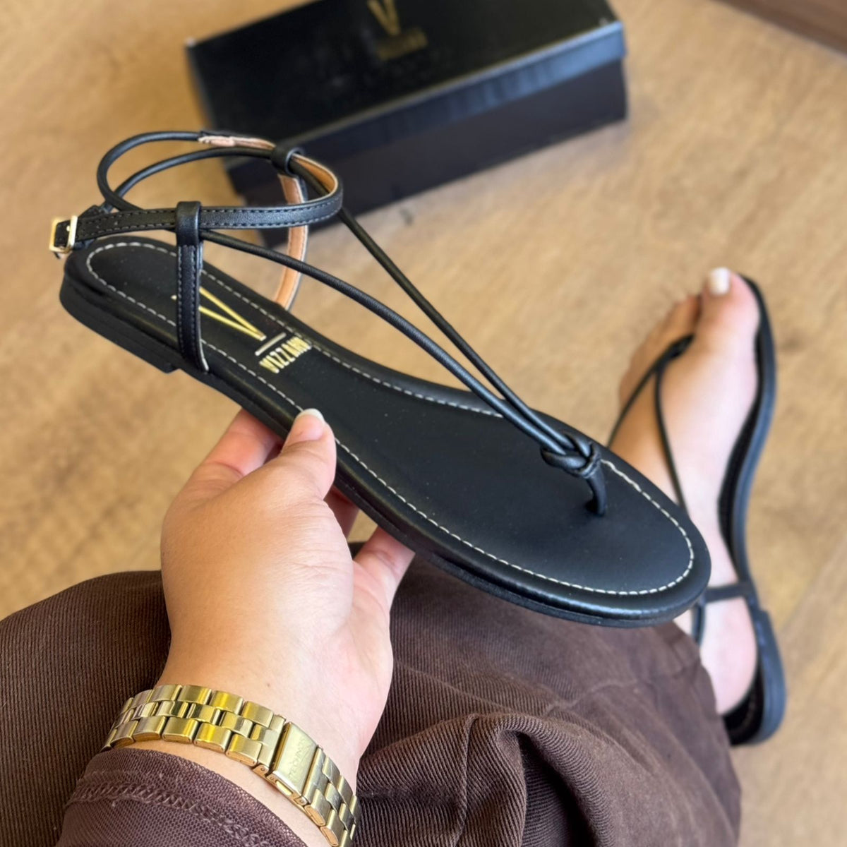 Sandália Rasteira Casual Vizzano 6235.1716