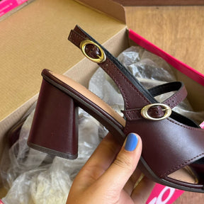 Sandália Dakota de Salto Bloco Tiras Cruzadas Y9201