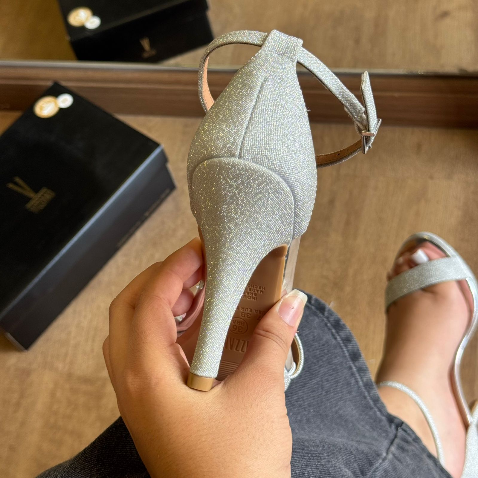 Sandália Vizzano Glitter Prata 6210.655